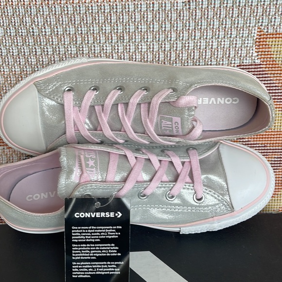 Converse WMNS 663671F
CTAS OX
MOUSE/PINK FOAM/WHITE Sneakers - Picture 15 of 16